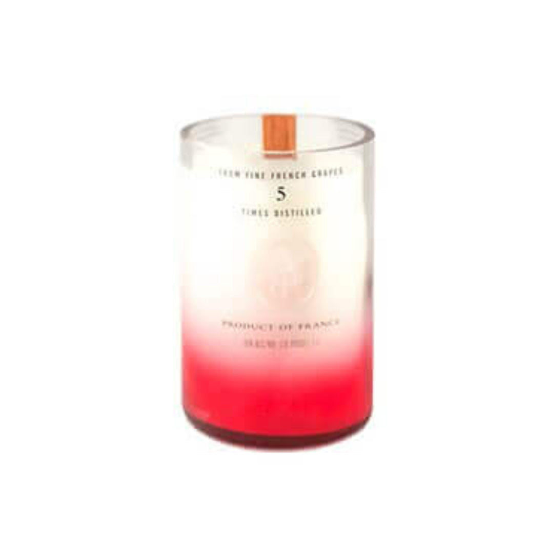 The Recycled Vodka Candle – Multi-color is made in France with natural soy wax, a wooden wick, and features a unique white-to-red gradient design for an elegant look.